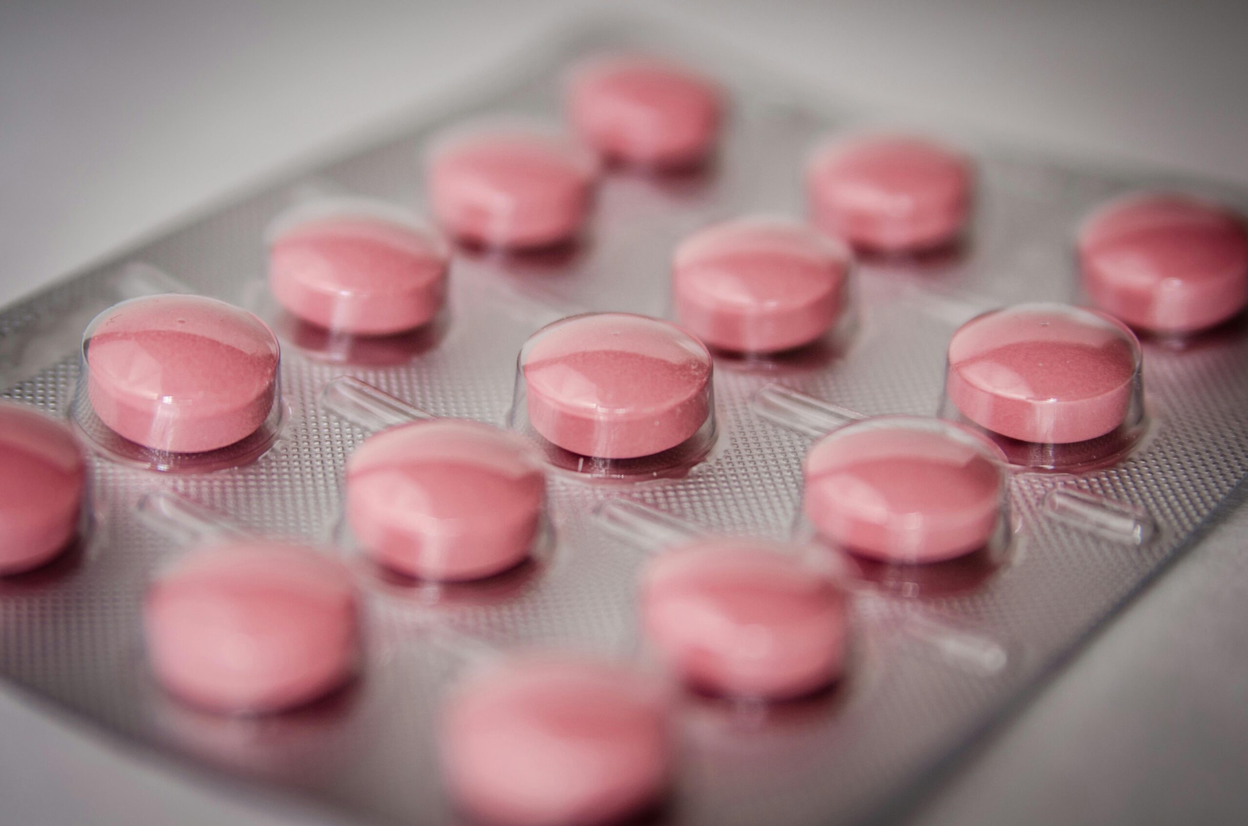 PAN 40 Tablet: Uses for Acidity Relief, Dosage, and Side Effects
